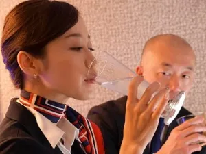 Cô sinh viên làm anh ấy xuất tinh ba lần
