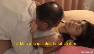 Vị thần vĩ đại Nan Juzi đã vào đã cặp kè với một cô gái năm nhất 19 tuổi có bộ ngực lớn, vóc dáng đẹp, làn da trắng và BB mềm mại thực sự rất hấp dẫn