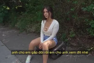 Nữ sinh trường nghệ thuật 99 tuổi bị phát hiện quan hệ tình dục sau lưng bạn trai